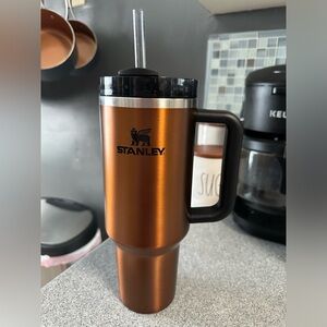 Stanley Cooper and Black 40oz